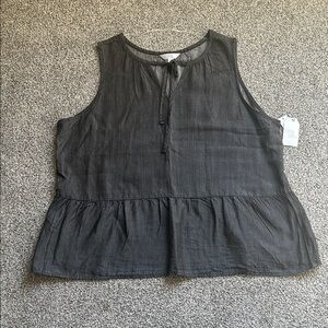 Time and Tru Black Sleeveless Peplum Blouse